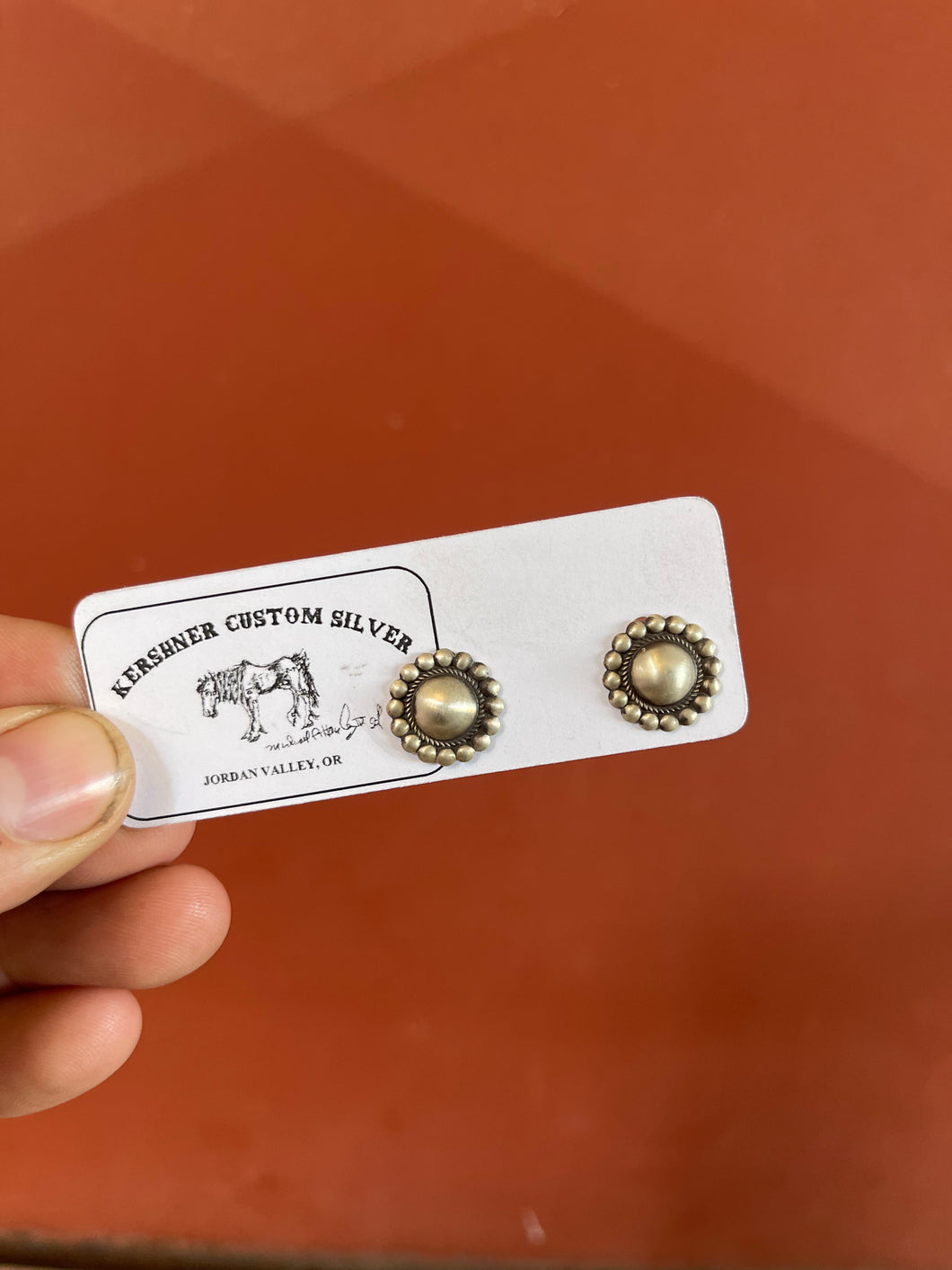 Round scallop concho earrings